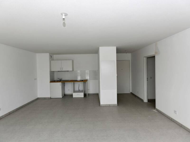 Maison à louer, 90m², MARSEILLE 8E