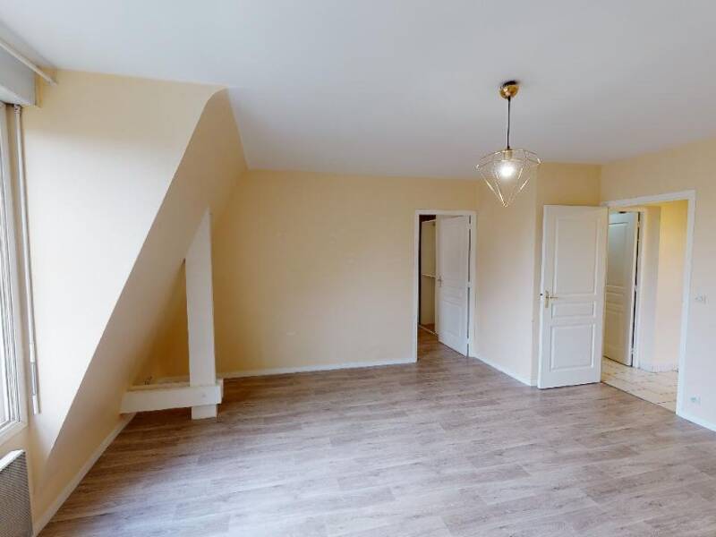 Maison à louer, 50m², EPONE