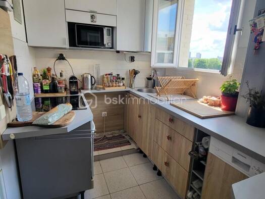 Appartement à vendre 320 000 € 2 pièces 1 chambre 47 m² Étage 3/6 Croix de l'Epinette Les Lilas 93260
