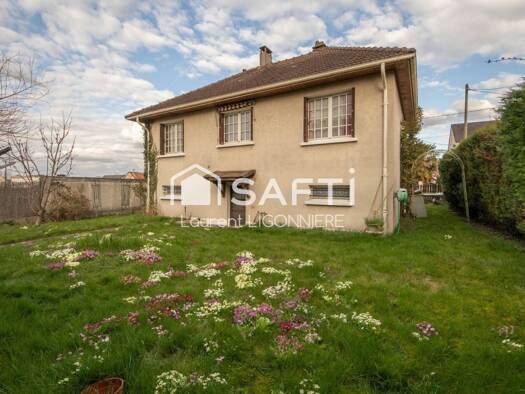 Maison à vendre 349 000 € 3 pièces 2 chambres 99 m² 439 m² de terrain Grosbois Villecresnes 94440