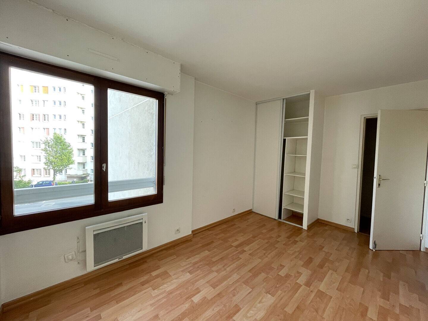 Maison à louer, 16m², ISSY LES MOULINEAUX