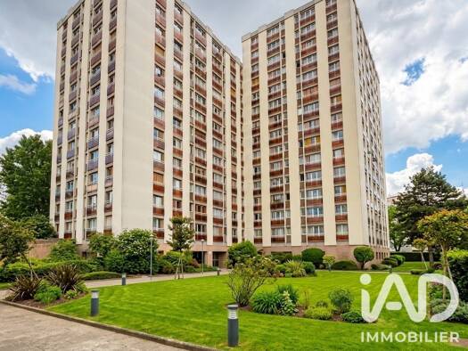 Appartement à vendre 219 000 € 2 pièces 1 chambre 42,41 m² Étage 7/13 Haut Pantin-Charles Auray Pantin 93500