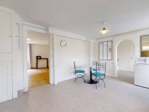 Appartement à louer 655 € 3 pièces 1 chambre 72,3 m² RDC Chaprais - Cras Besançon 25000