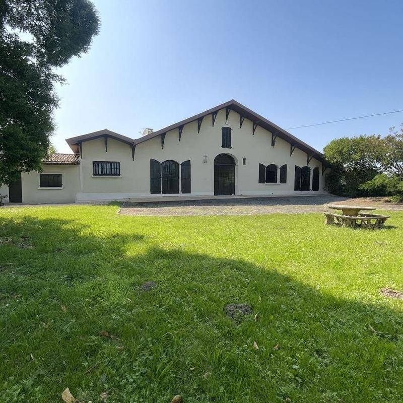Maison à vendre, 200m², SAUGNAC ET CAMBRAN