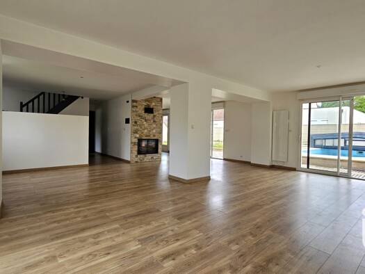Maison à vendre 399 000 € 6 pièces 3 chambres 171 m² 540 m² de terrain Pierry 51530