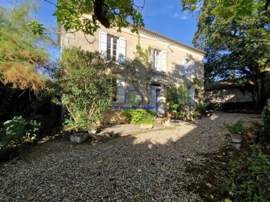 Maison à vendre 249 000 € 7 pièces 5 chambres 192 m² 2 310 m² de terrain Nérac 47600