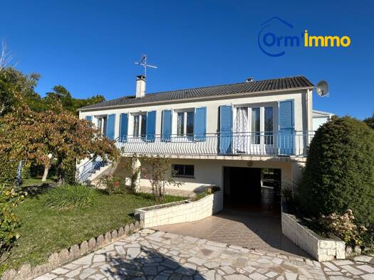 Maison à vendre 218 400 € 4 pièces 3 chambres 91,4 m² 1 030 m² de terrain Saran 45770