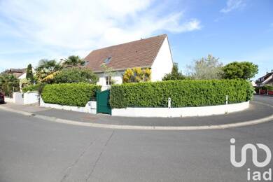 Maison à vendre 239 000 € 4 pièces 3 chambres 100 m² 382 m² de terrain Sannerville 14940