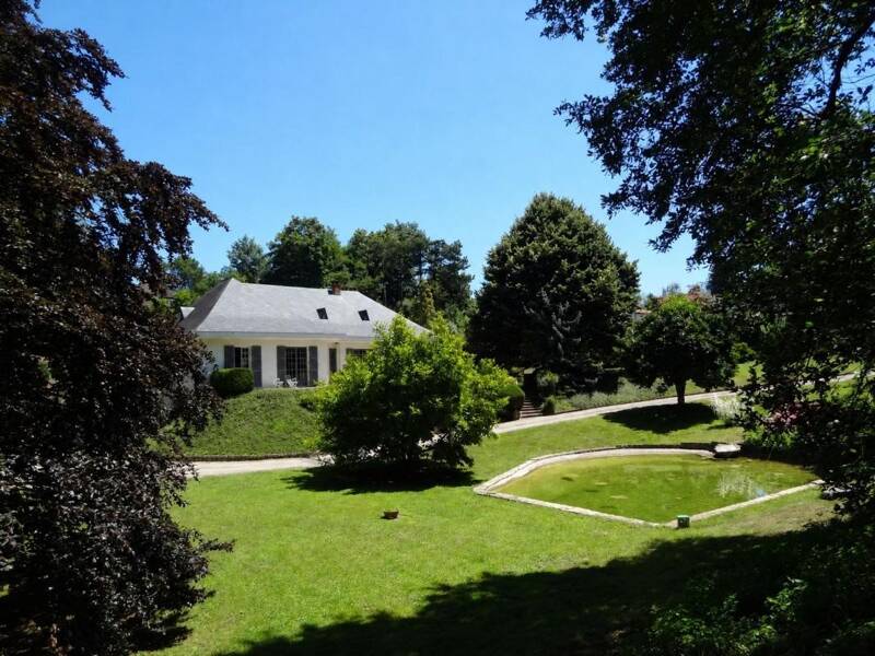 Maison à vendre, 279m², SAINT GENIS LAVAL