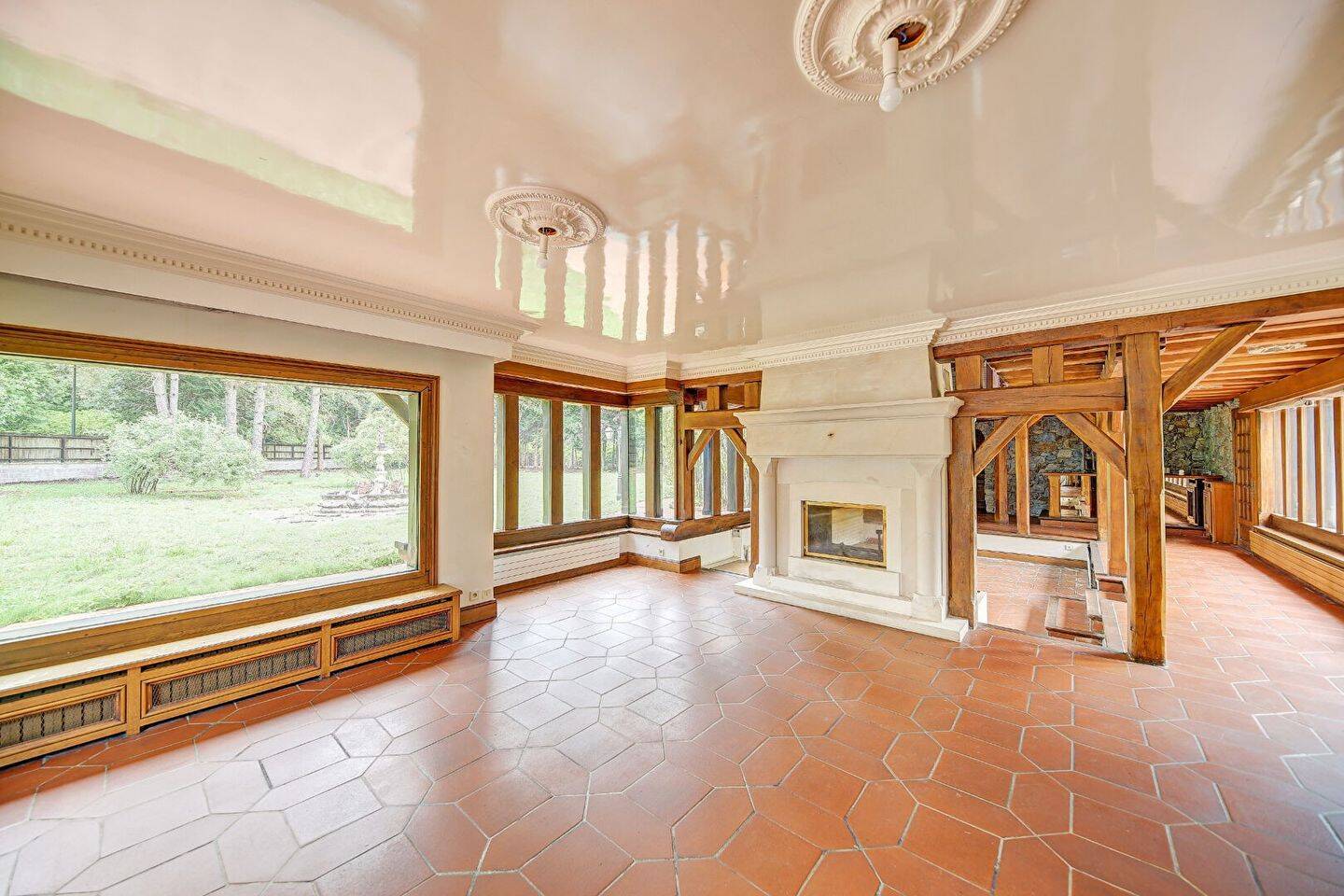 Maison à vendre, 628m², POIGNY LA FORET