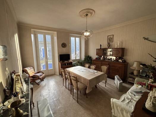 Maison à vendre 97 200 € 4 pièces 3 chambres 116 m² Remollon 05190