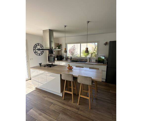 Maison à vendre, 130m², GRAYAN ET L'HOPITAL