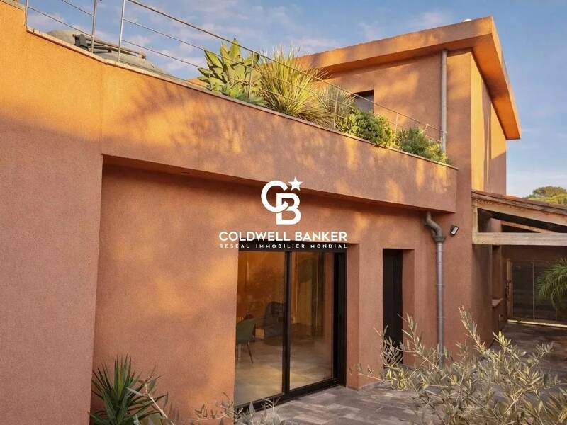 Maison à vendre, 156m², HYERES