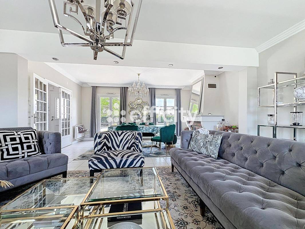 Maison à vendre, 182m², NOTRE DAME D'OE