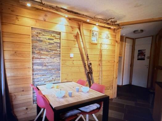 Appartement à vendre - Première occupation 270 000 € 3 pièces 2 chambres 37,8 m² Étage 2/5 Les Avanchers-Valmorel 73260
