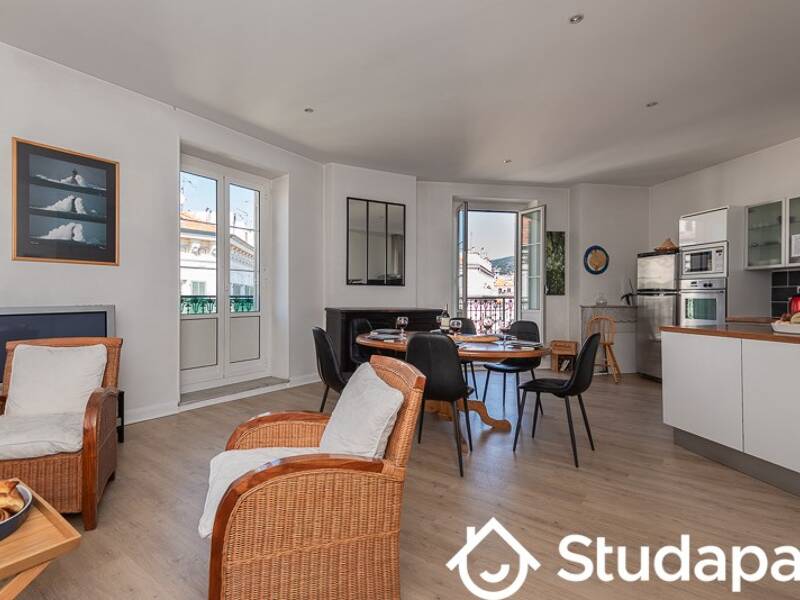 Maison à louer, 100m², NICE