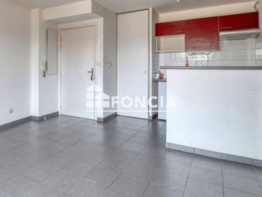 Appartement à vendre 98 000 € 2 pièces 1 chambre 37,9 m² Étage 1/2 Eaunes 31600