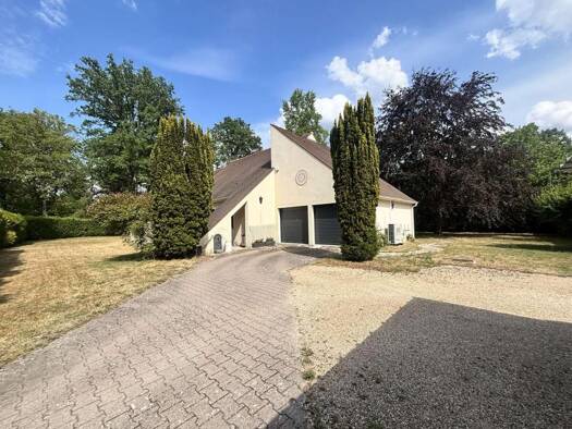 Maison à vendre 759 200 € 4 pièces 3 chambres 150 m² 2 167 m² de terrain Barbizon 77630