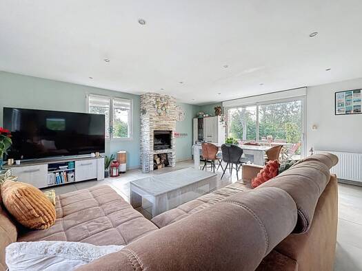 Maison de plain-pied à vendre 292 000 € 7 pièces 5 chambres 160 m² Hoymille 59492