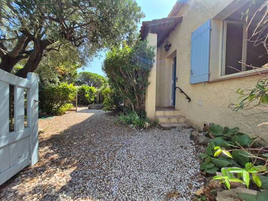 Maison de plain-pied à vendre 475 000 € 4 pièces 3 chambres 112 m² 424 m² de terrain Cap Nègre-Cap Sicié Six-Fours-les-Plages 83140