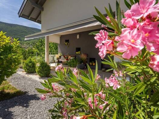 Maison à vendre 930 000 € 5 pièces 4 chambres 135 m² 894 m² de terrain Sud Saint-Jorioz 74410