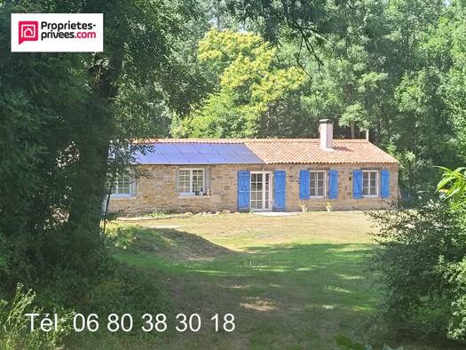 Maison à vendre 190 800 € 5 pièces 2 chambres 110 m² 5 870 m² de terrain Fontenay-le-Comte 85200