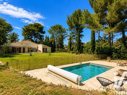 Maison à vendre 1 650 000 € 6 pièces 4 chambres 203 m² 16 500 m² de terrain Les Trois Lucs Marseille 12ème arrondissement 13012