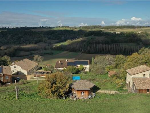 Maison à vendre 1 035 000 € 4 pièces 3 chambres 149 m² 63 500 m² de terrain Agen 47000