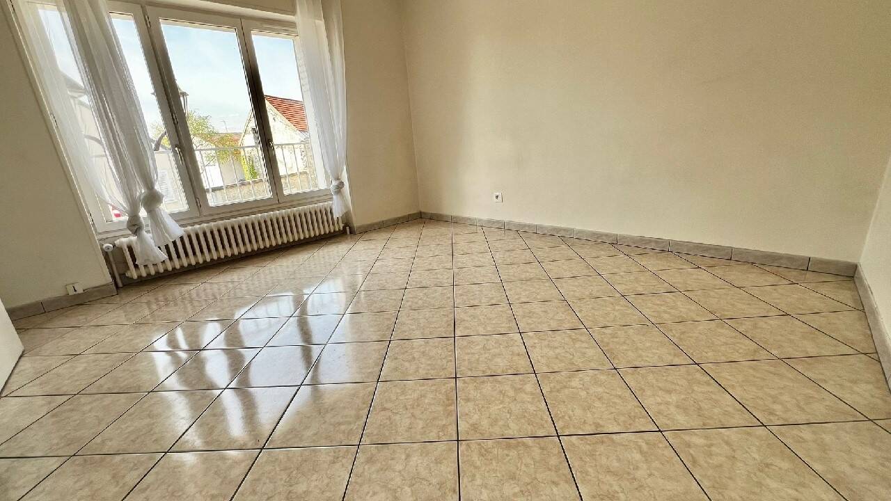 Maison à louer, 21m², ROISSY EN FRANCE