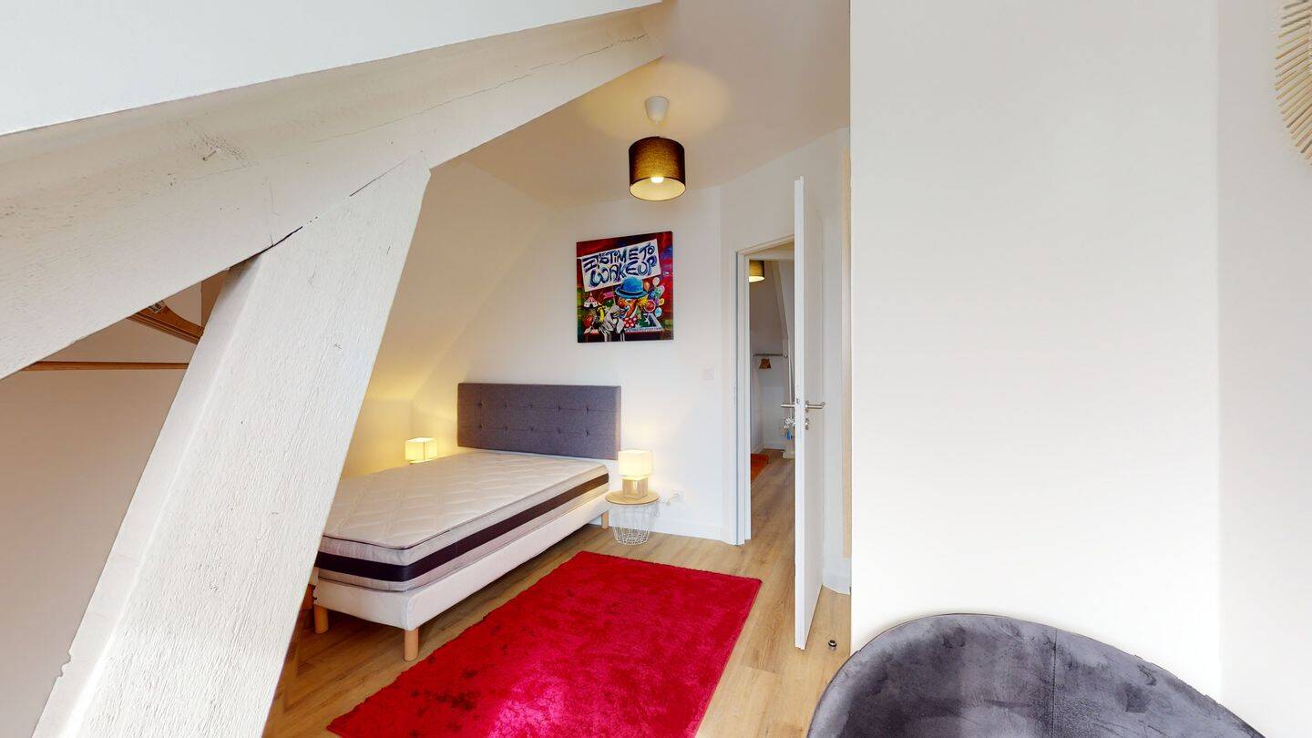 Maison 12 pièces — 20