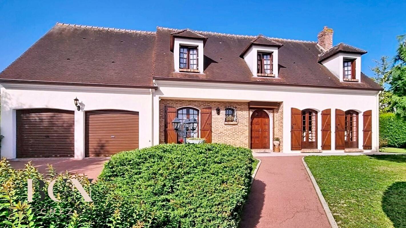 Maison à vendre, 203m², MONTSOULT