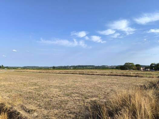 Terrain constructible viabilisé à vendre 61 000 € 1 100 m² de terrain Mouliets-et-Villemartin 33350