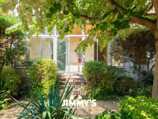 Appartement à vendre 930 000 € 6 pièces 4 chambres 224 m² RDC/7 Périer Marseille 8ème arrondissement 13008