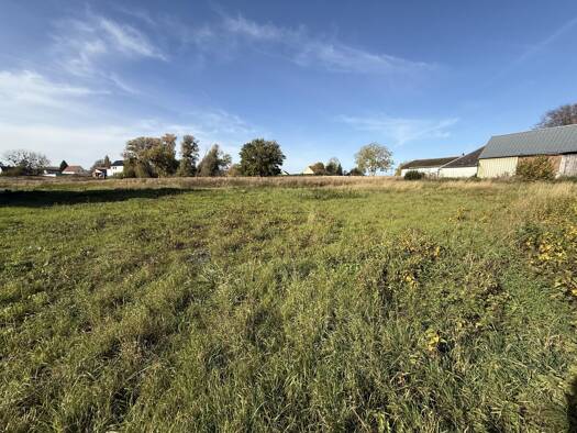 Terrain constructible à vendre 99 900 € 7 078 m² de terrain Sermaize 60400