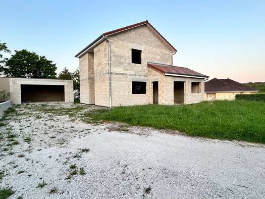 Maison à vendre 159 000 € 1 chambre 110 m² Berthelange 25410