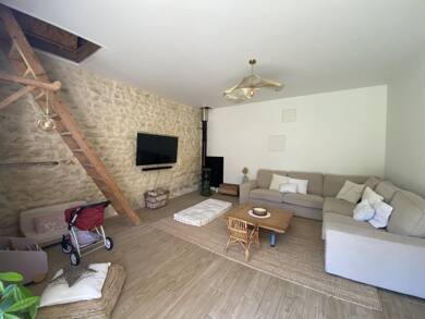 Maison à vendre 319 000 € 6 pièces 5 chambres 200 m² 3 268 m² de terrain Dirac 16410