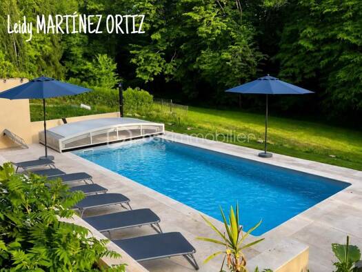 Immeuble à vendre 360 000 € 360 m² Cazaubon 32150