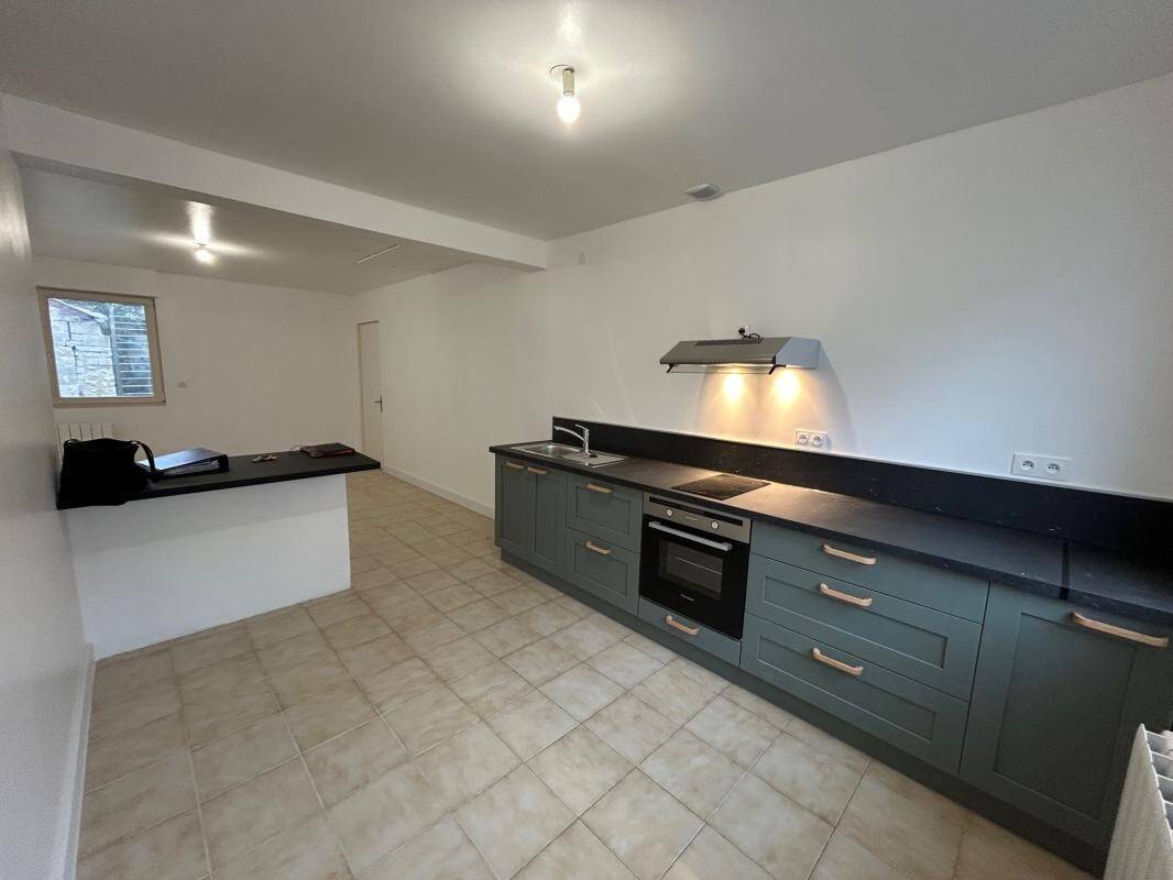 Maison à louer, 43m², LE MELE SUR SARTHE