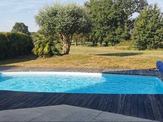 Maison à vendre 618 000 € 7 pièces 5 chambres 222 m² 765 m² de terrain Nord Bruz 35170
