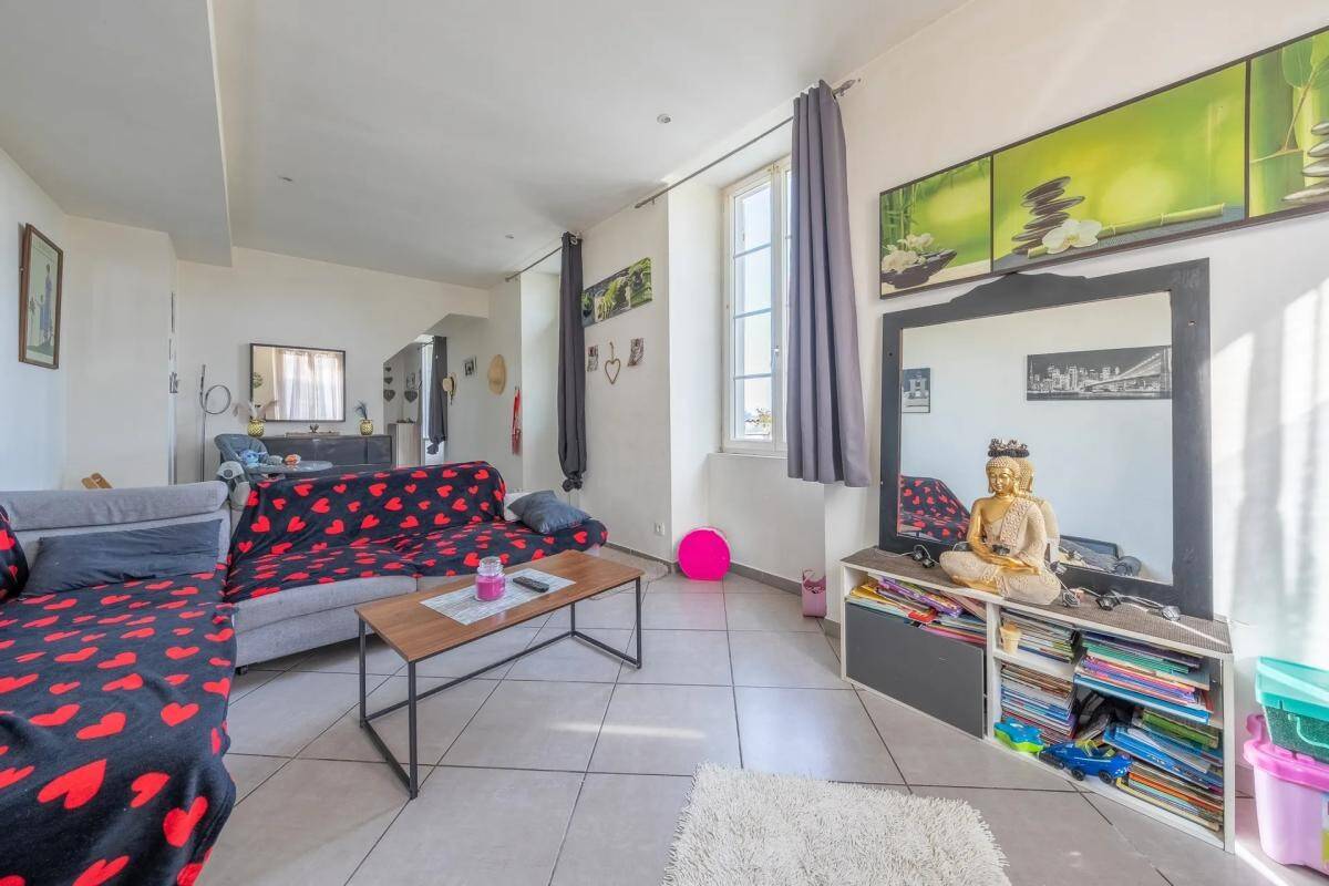 Maison à vendre, 166m², MONTENDRE