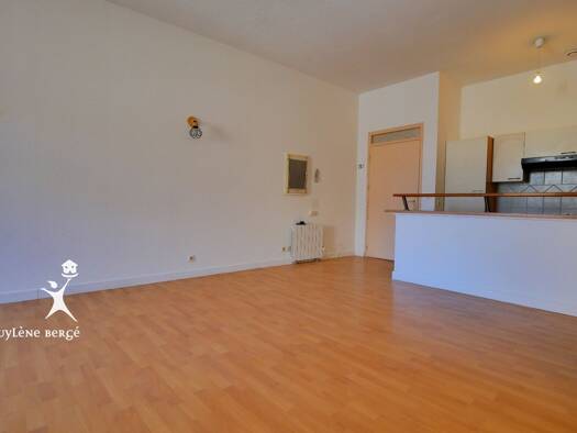 Appartement à vendre 135 500 € 3 pièces 1 chambre 63 m² 2ème étage Route de Nîmes Lunel 34400