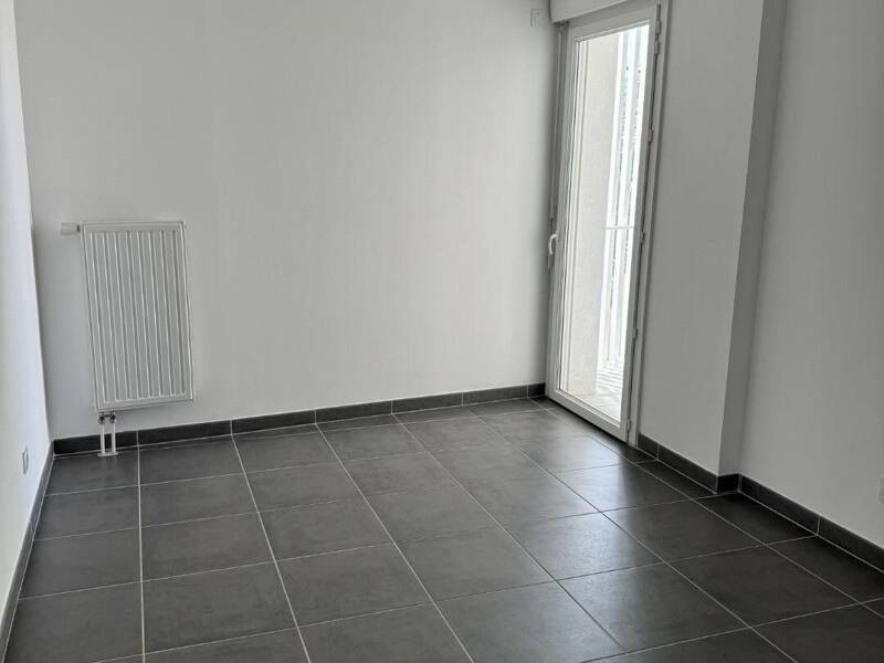 Maison à louer, 62m², MARSEILLE 8E