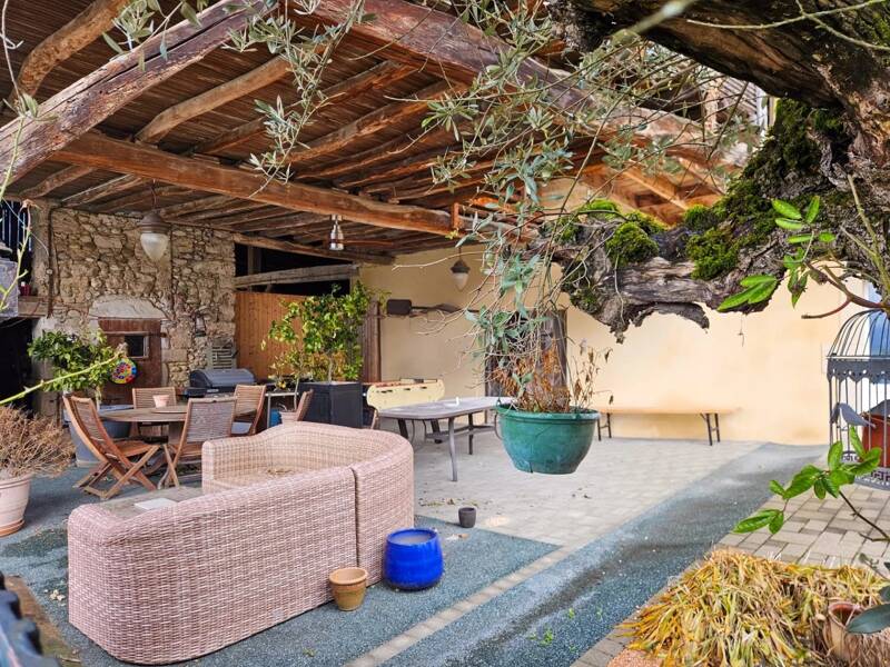 Maison à vendre, 235m², SAINT VERAND