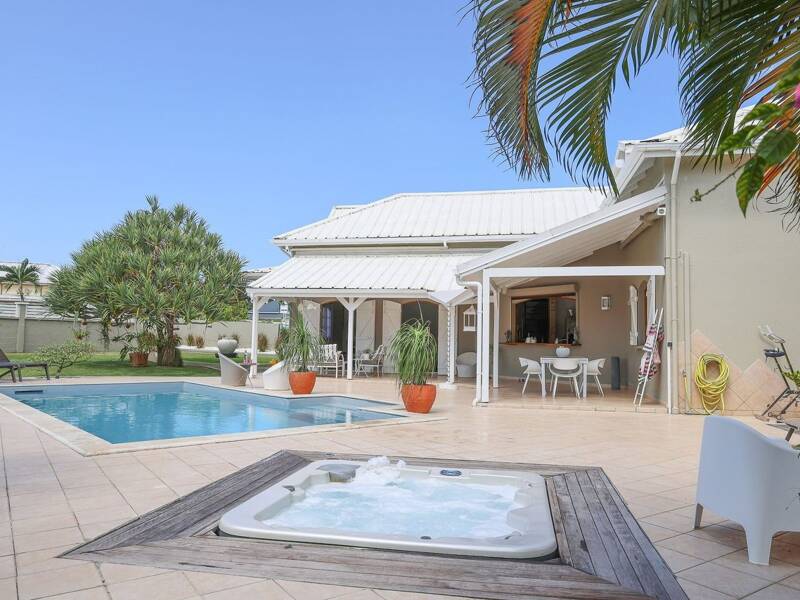 Maison à vendre, 231m², BAIE MAHAULT