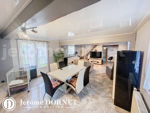 Maison à vendre 261 250 € 5 pièces 4 chambres 174 m² 687 m² de terrain Breteuil 60120