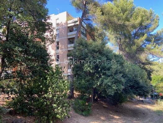 Appartement à vendre 269 000 € 4 pièces 3 chambres 80,1 m² Étage 2/4 Centre Ville-Peyron La Seyne-sur-Mer 83500