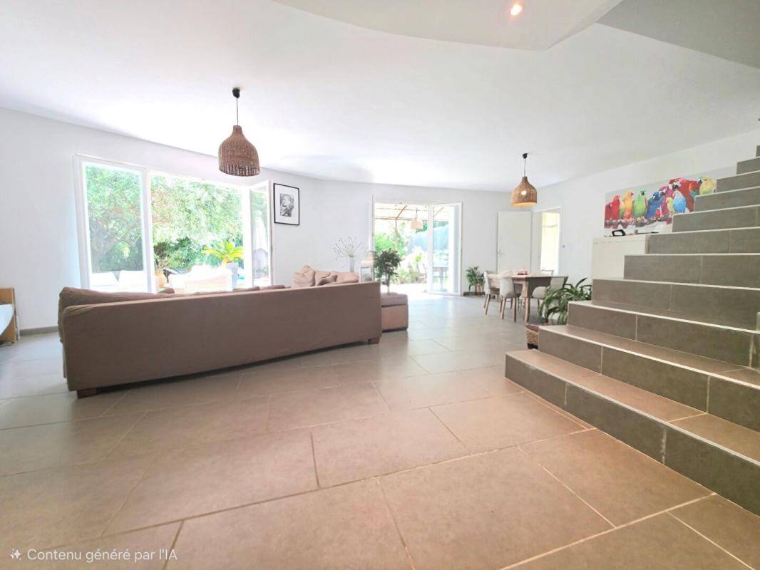 Maison à vendre, 149m², RAYOL CANADEL SUR MER