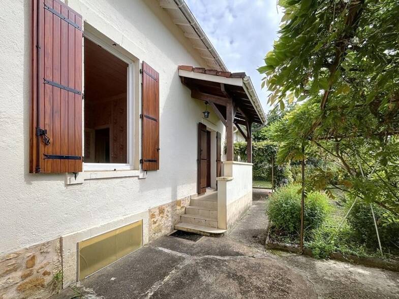 Maison à vendre 117 500 € 4 pièces 3 chambres 71,8 m² Lalinde 24150
