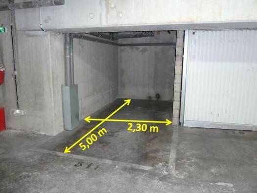 Parking à vendre 15 000 € 12 m² Belleville-Saint Maur Paris 11ème arrondissement 75011