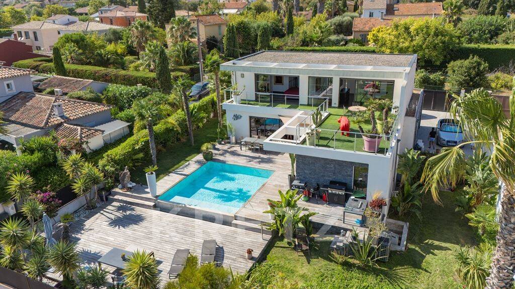 Maison à vendre, 250m², SANARY SUR MER